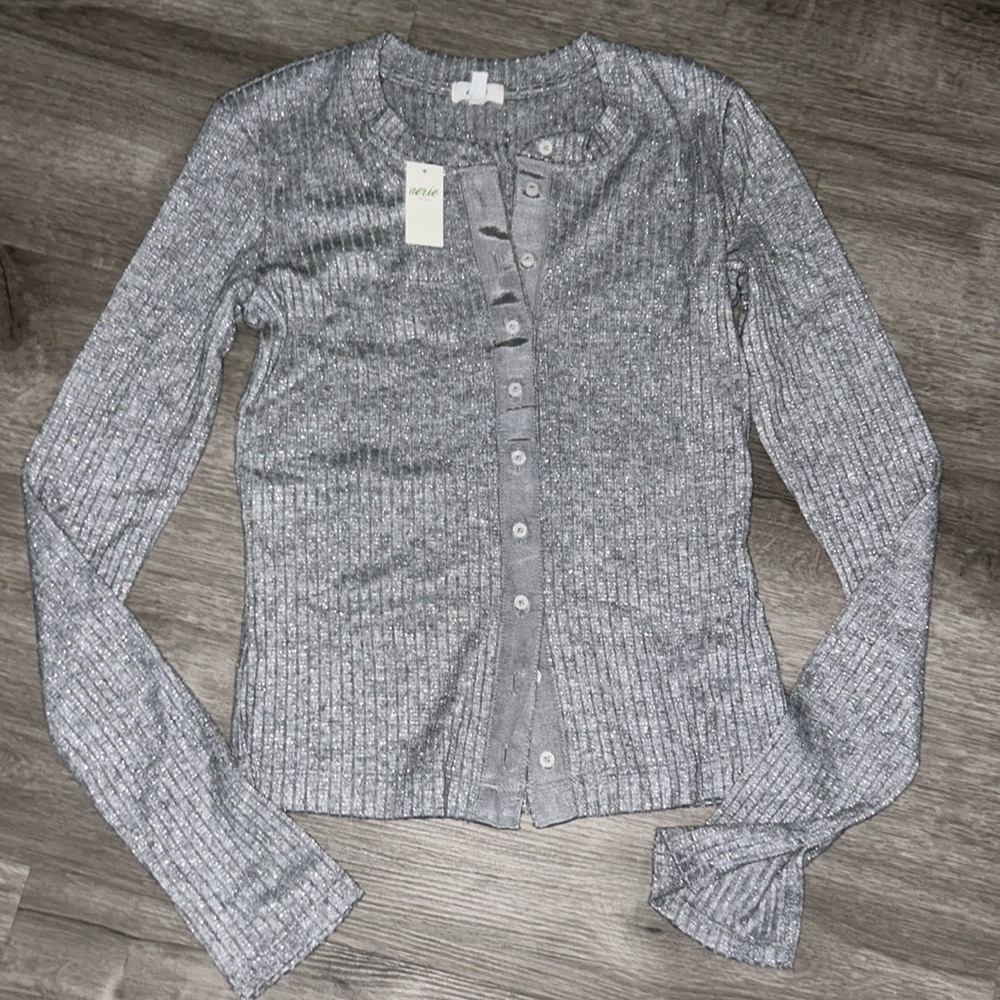 ❤️🔥Firm Price❤️🔥 Aerie cardigan Tshirt - Picture 6 of 10
